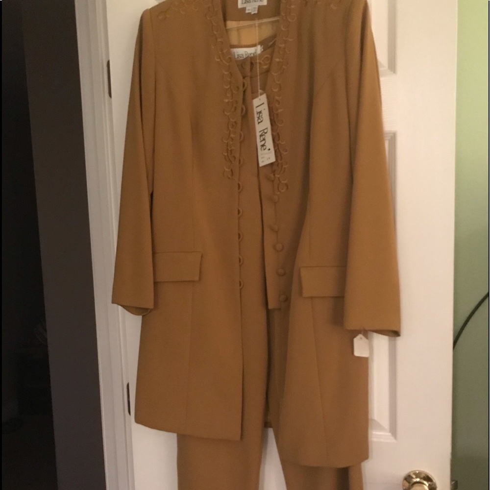 Lisa Rene Pants Suite never worn ( church suite)